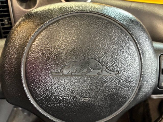 Used 2002 Chrysler Prowler RWD image 24