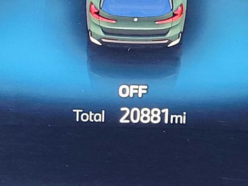 Certified 2023 BMW X1 xDrive28i w/ Convenience Package image 18