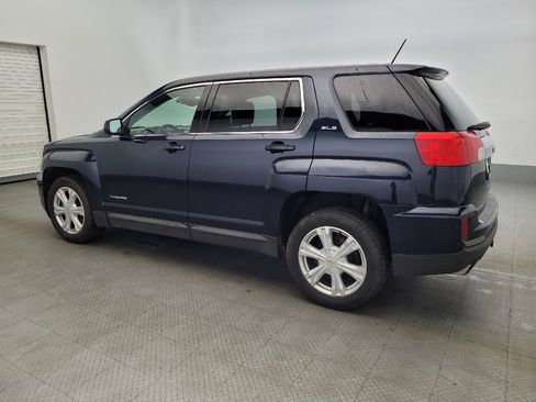 Used 2017 GMC Terrain SLE AWD/4WD image 3