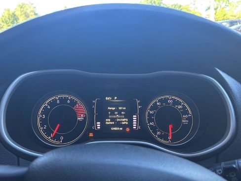 Used 2017 Jeep Cherokee Latitude w/ Trailer Tow Group AWD/4WD image 6