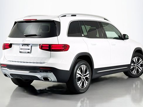 New 2026 Mercedes-Benz GLB 250 image 11