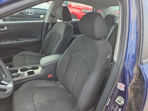 Used 2019 Kia Optima LX FWD image 8