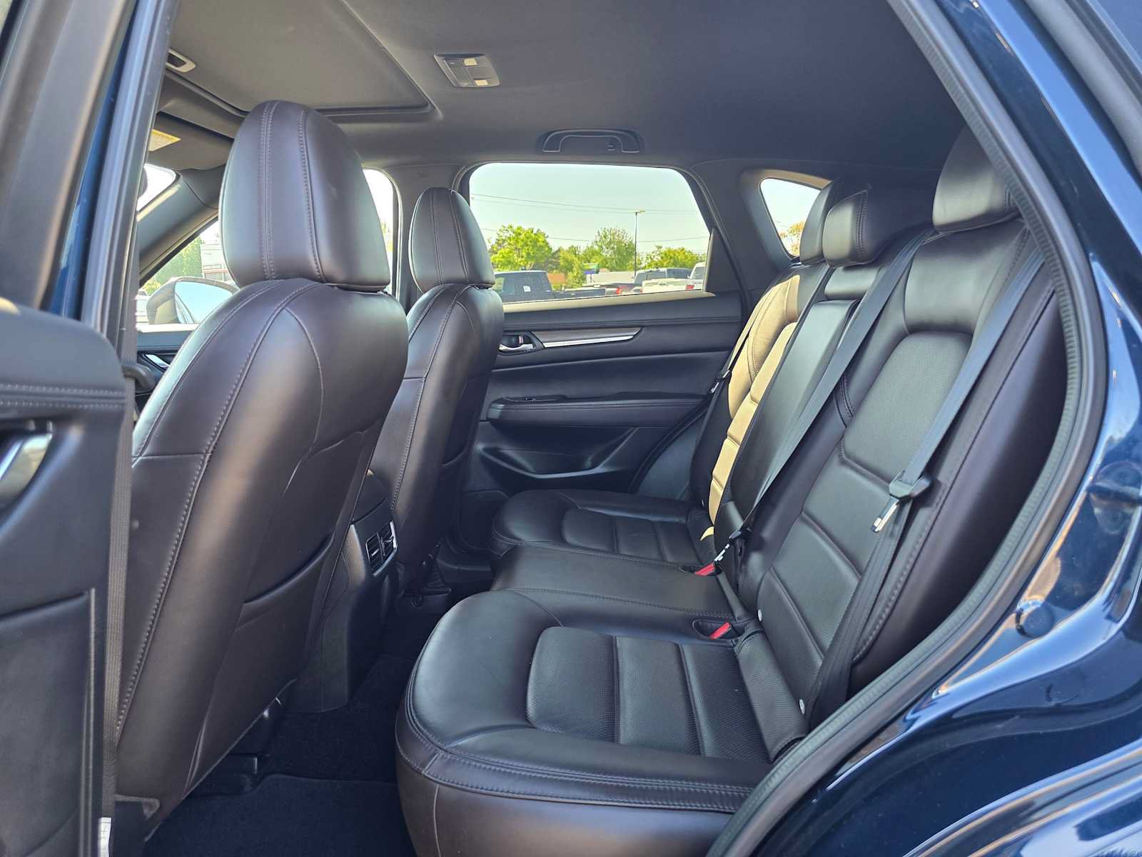Used 2022 MAZDA CX-5 Signature AWD/4WD image 16