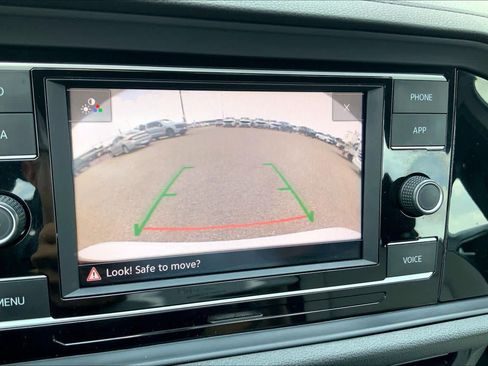 Used 2021 Volkswagen Jetta R-Line FWD image 27