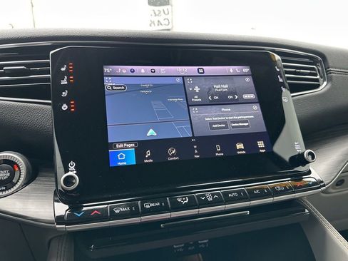 Used 2023 Jeep Wagoneer Series III w/ Preferred Equipment Group image 55