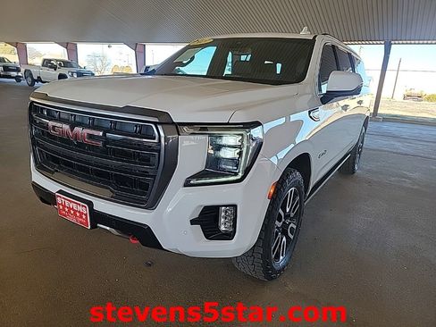 Used 2021 GMC Yukon XL AT4 w/ AT4 Premium Package image 3