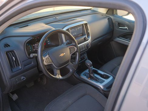 Used 2022 Chevrolet Colorado LT w/ Safety Package image 45