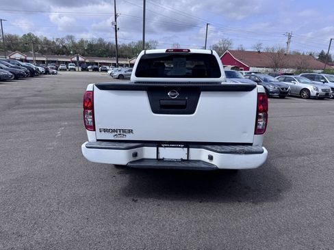 Used 2018 Nissan Frontier S RWD image 7