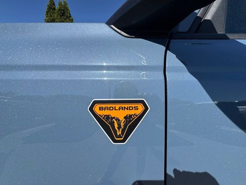 Used 2024 Ford Bronco Badlands AWD/4WD image 18
