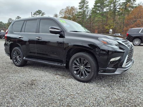 Used 2022 Lexus GX 460 Premium w/ Accessory Package image 4