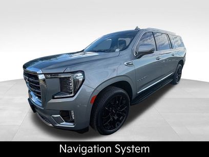 Used 2023 GMC Yukon XL SLT w/ SLT Premium Package
