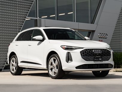 Certified 2025 Audi Q5 Premium w/ Premium Plus