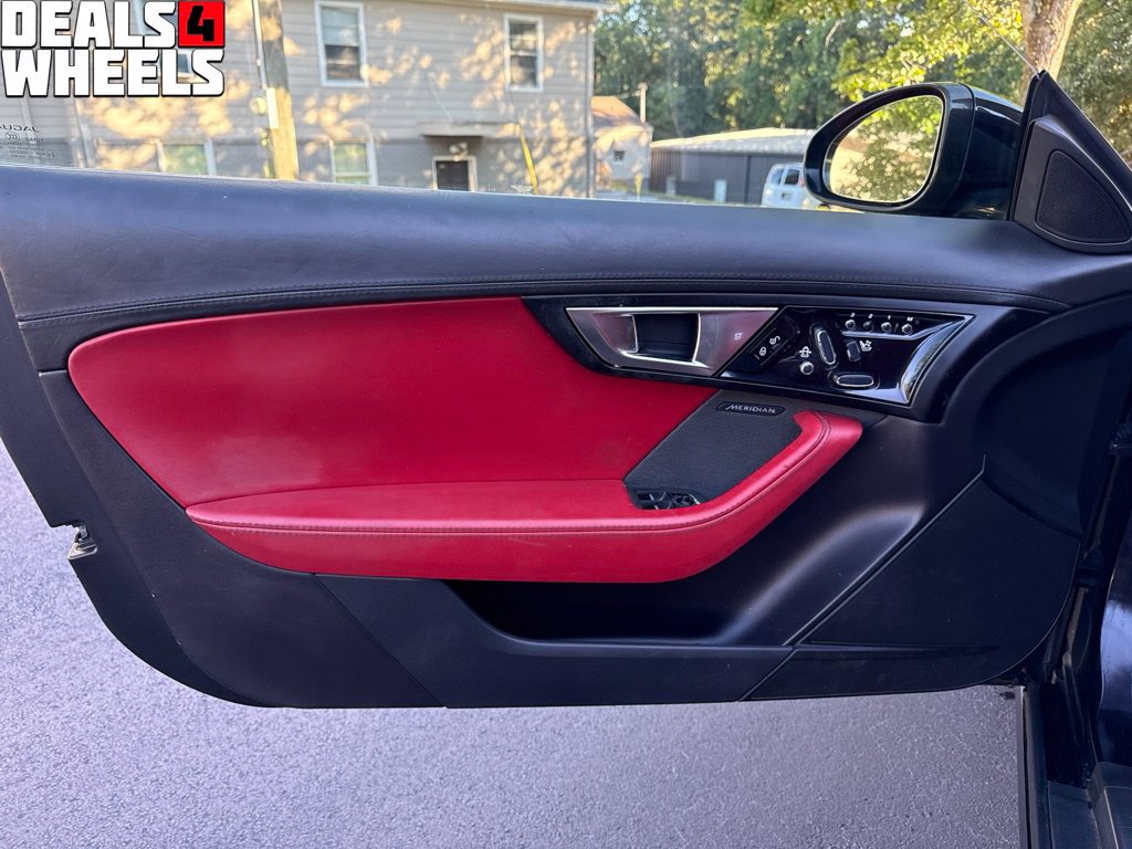 Used 2014 Jaguar F-TYPE S RWD image 12