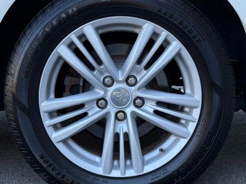 Used 2010 INFINITI G37 x Sedan w/ Premium Pkg AWD/4WD image 25