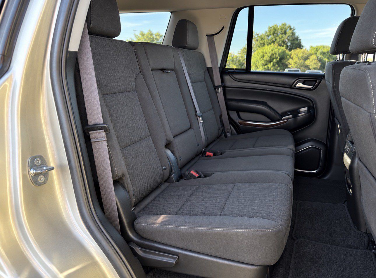 Used 2016 GMC Yukon SLE RWD image 23