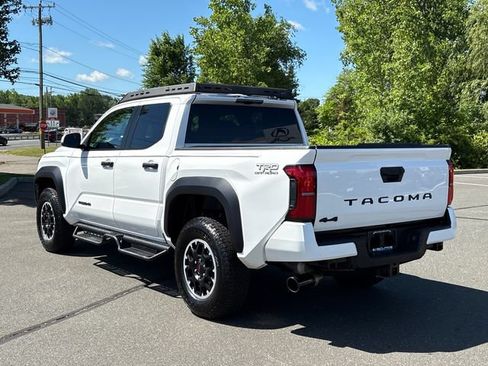 Used 2024 Toyota Tacoma TRD Off-Road AWD/4WD image 2