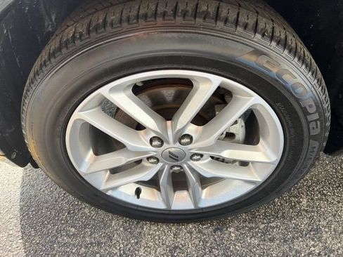 Used 2023 Dodge Durango GT RWD image 5
