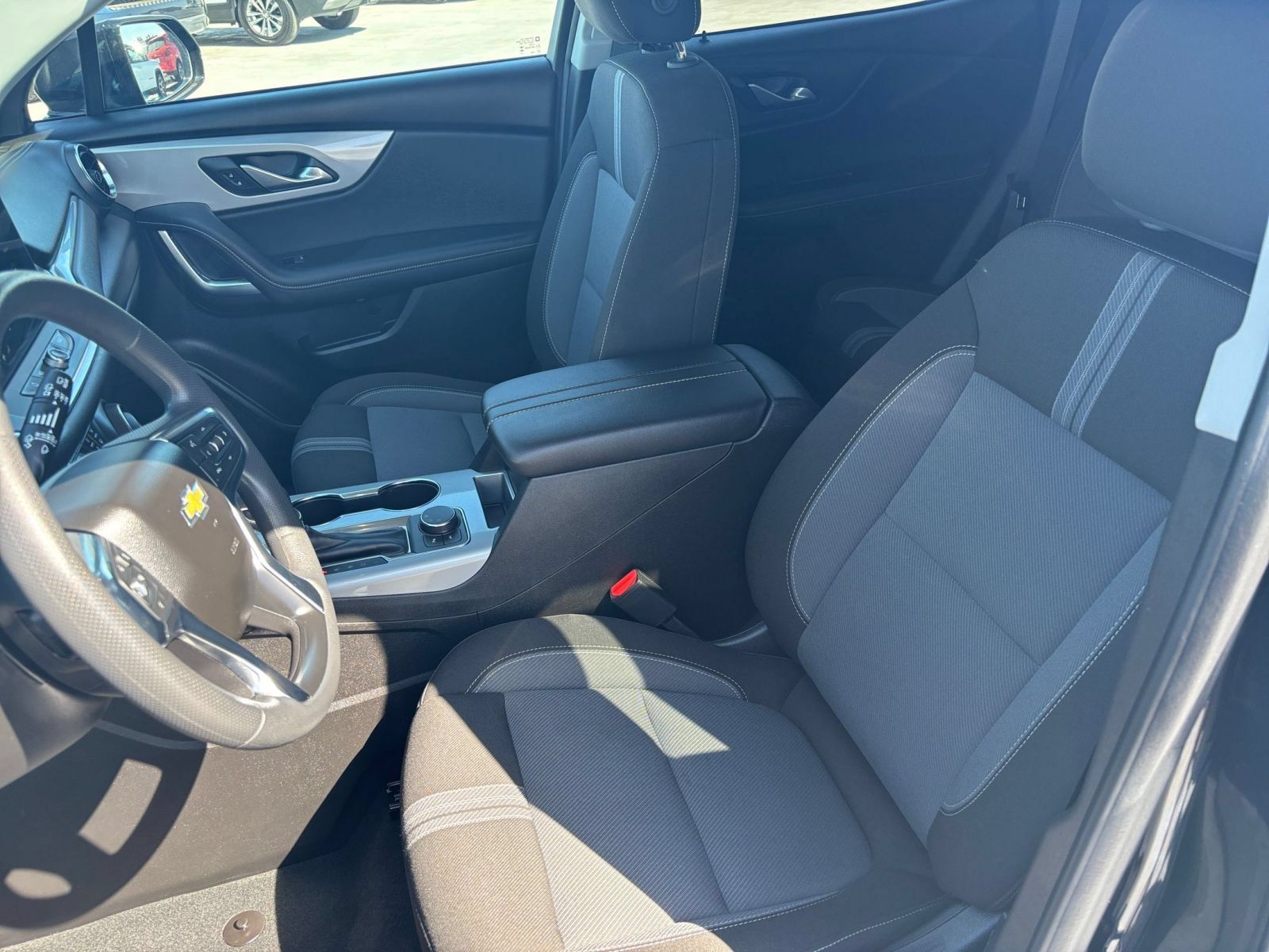 Used 2026 Chevrolet Blazer LT FWD image 36