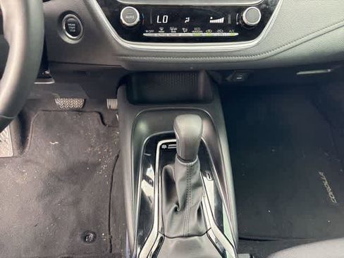 Used 2025 Toyota Corolla SE image 19