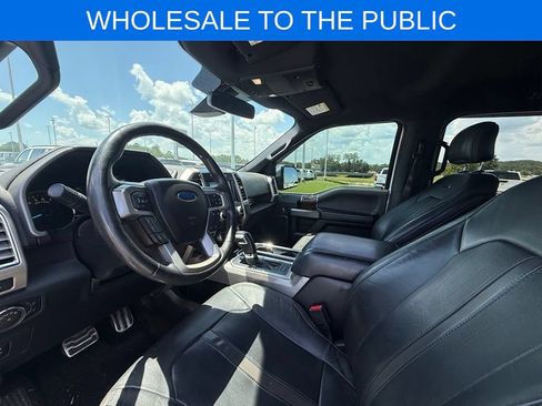 Used 2016 Ford F150 Platinum w/ Equipment Group 701A Luxury AWD/4WD image 4