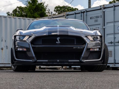 Certified 2021 Ford Mustang Shelby GT500 w/ Technology Package RWD image 9