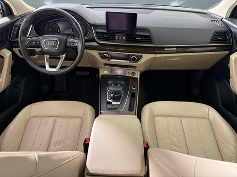 Used 2019 Audi Q5 2.0T Premium w/ Convenience Package AWD/4WD image 15