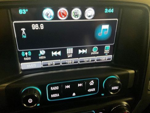 Used 2018 Chevrolet Silverado 1500 LT w/ All Star Edition image 18