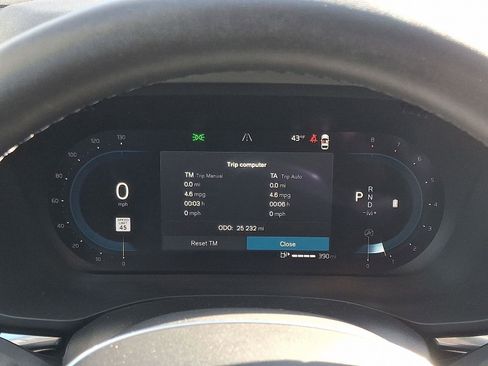 Certified 2023 Volvo XC60 B5 Plus w/ Climate Package image 22