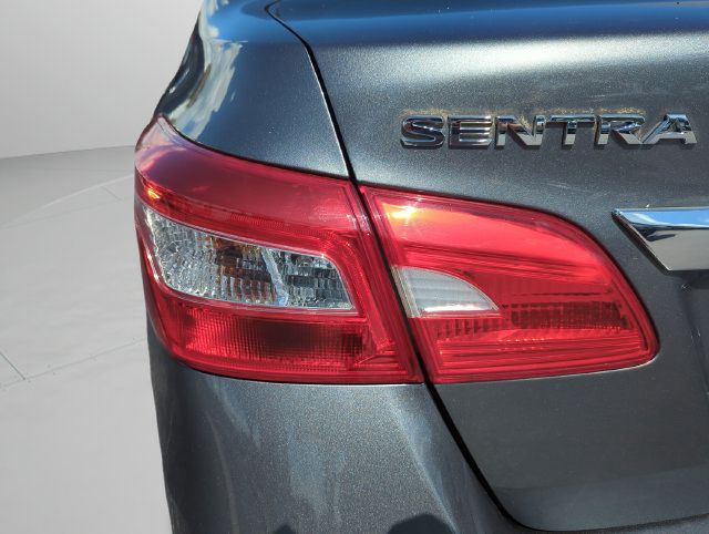 Certified 2019 Nissan Sentra S FWD image 18
