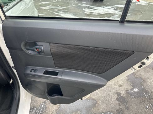 Used 2008 Scion xB Base 4dr Wagon 5M image 10