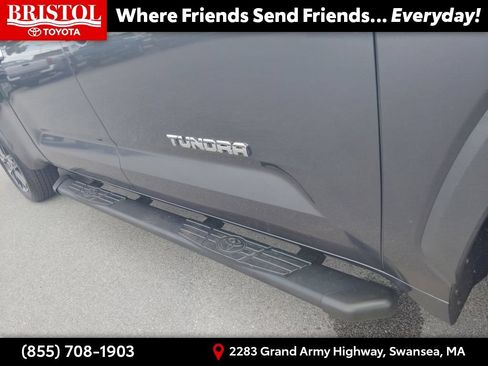 Used 2022 Toyota Tundra Limited AWD/4WD image 10