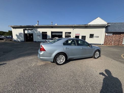 Used 2011 Ford Fusion Hybrid FWD image 13