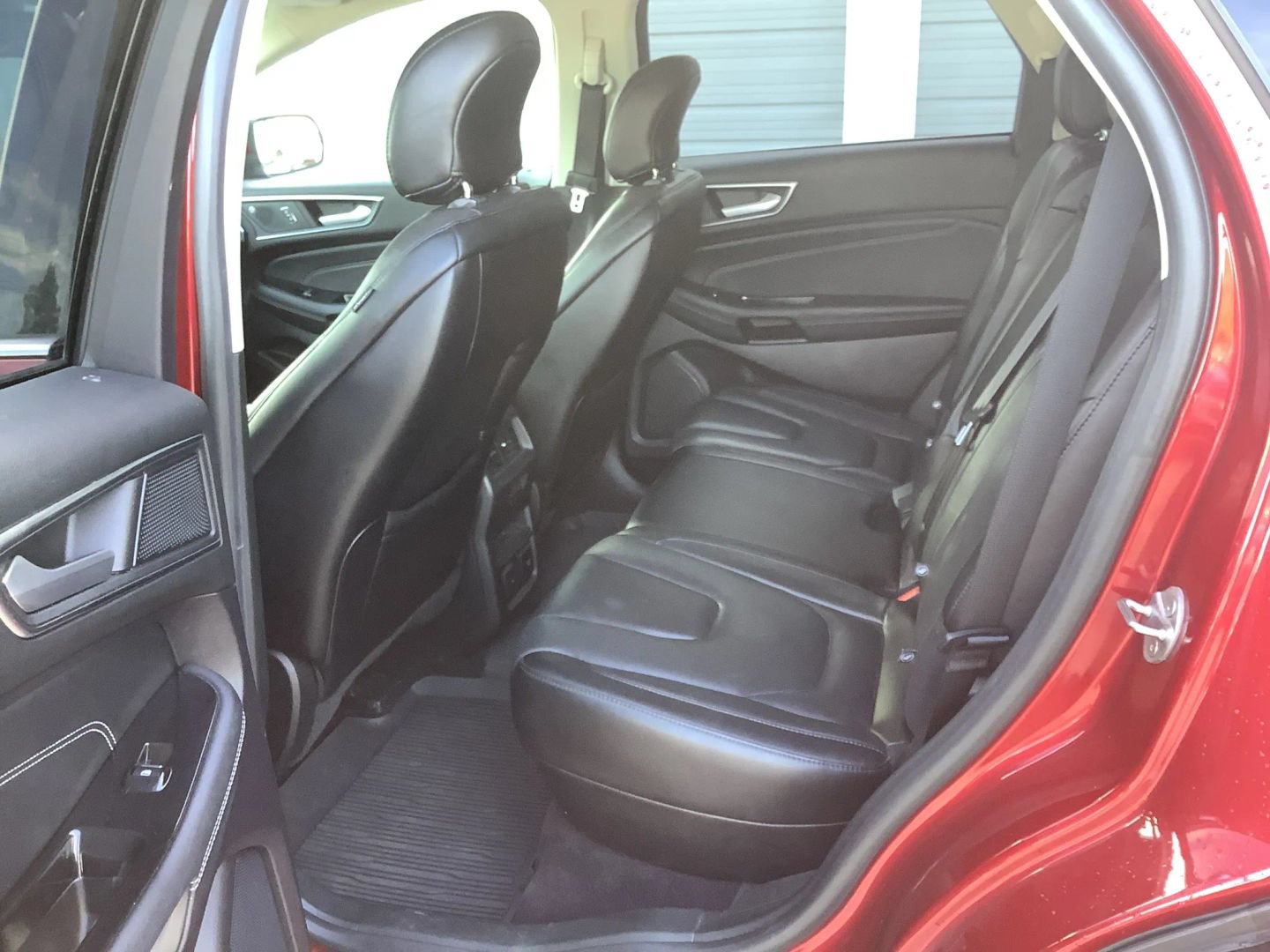 Used 2019 Ford Edge Titanium w/ Equipment Group 301A AWD/4WD image 20
