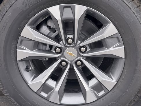 New 2026 Chevrolet Equinox LT image 8