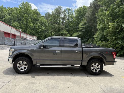 Used 2015 Ford F150 XLT w/ Equipment Group 302A Luxury AWD/4WD image 3