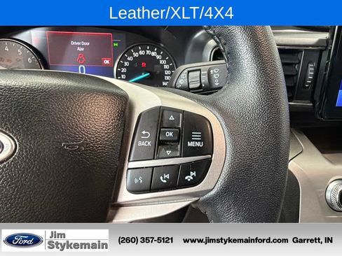 Used 2023 Ford Explorer XLT w/ XLT Sport Appearance Package AWD/4WD image 24