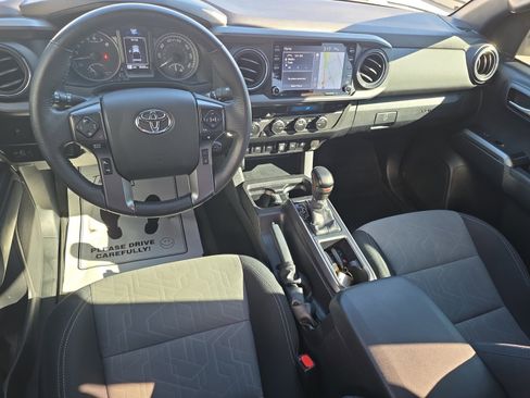 Used 2023 Toyota Tacoma TRD Off-Road image 14