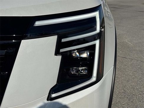 New 2025 Nissan Armada PRO-4X image 10