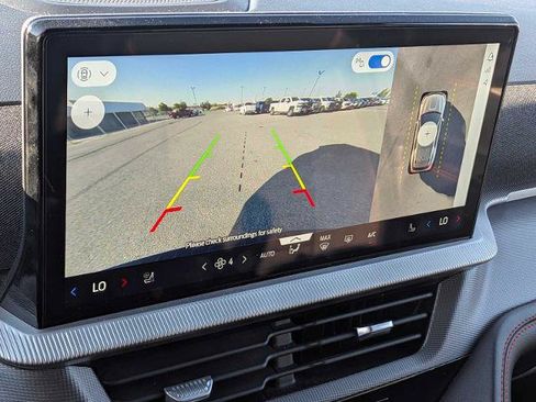 Certified 2025 Ford Explorer ST-Line AWD/4WD image 24