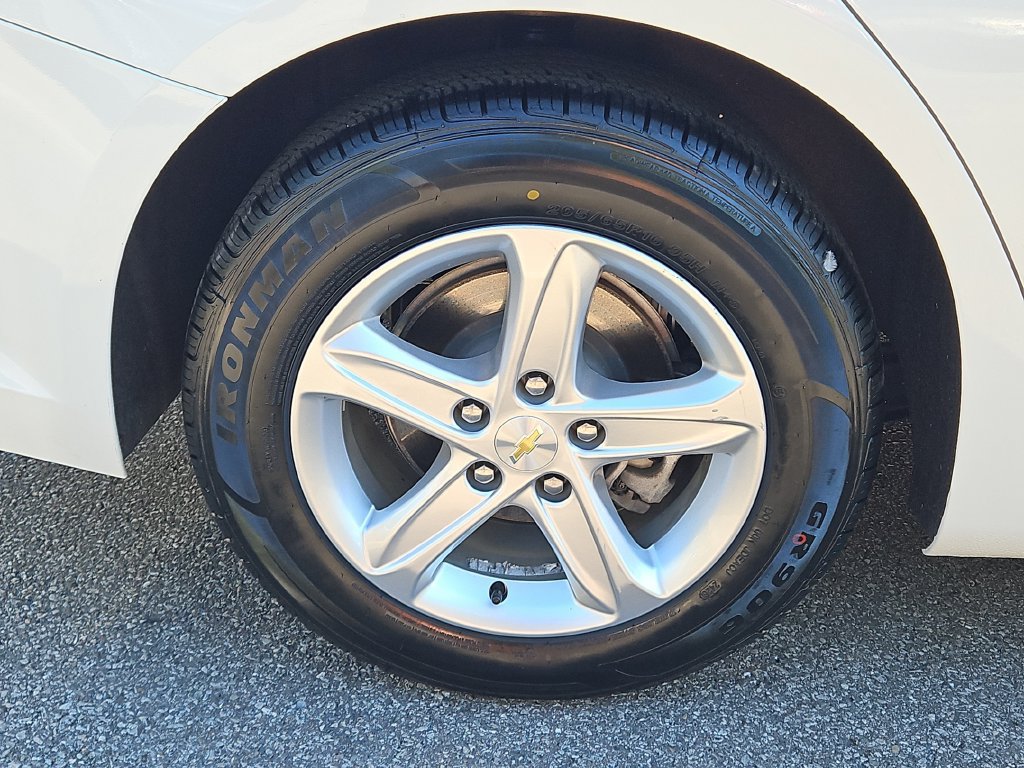 Used 2024 Chevrolet Malibu LT FWD image 7