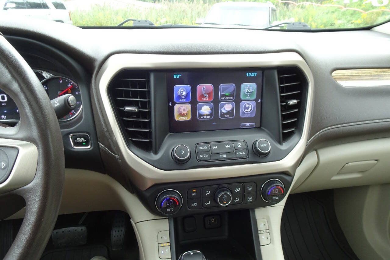 Used 2019 GMC Acadia Denali w/ Technology Package AWD/4WD image 23