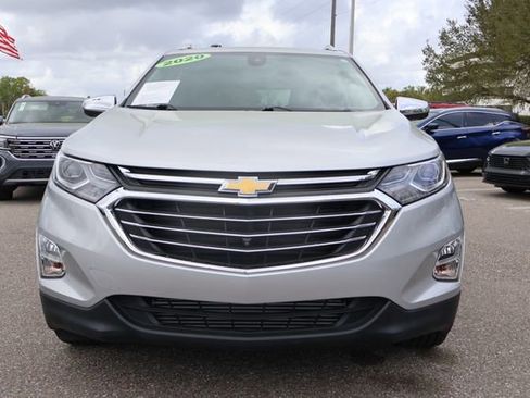 Used 2020 Chevrolet Equinox Premier image 3