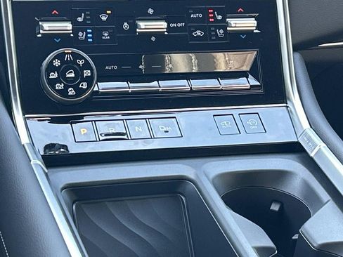New 2026 Nissan Armada Platinum Reserve w/ Accent Package AWD/4WD image 29