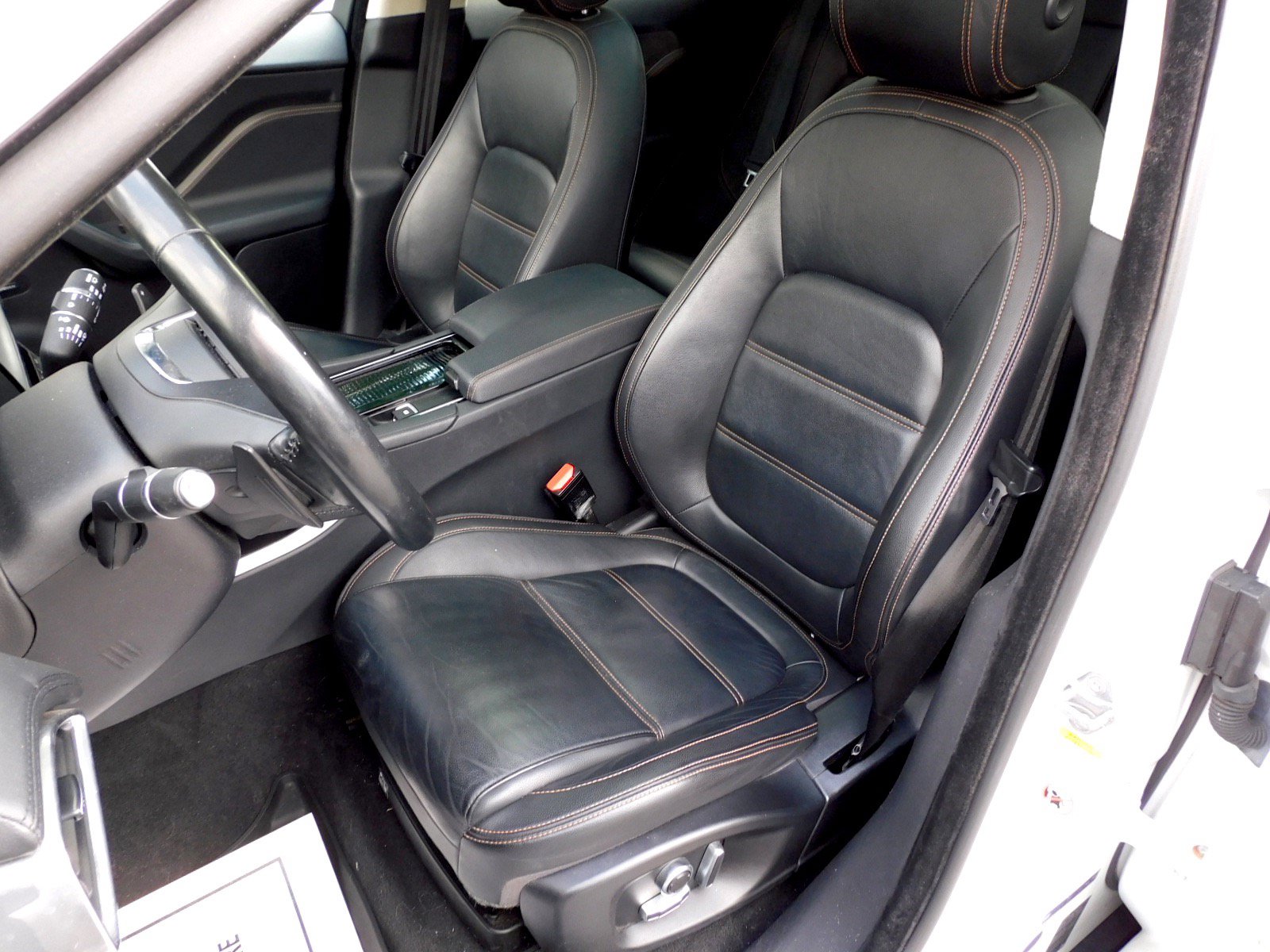 Used 2020 Jaguar F-PACE Prestige AWD/4WD image 14
