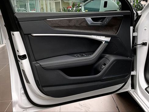 Used 2023 Audi A6 Premium Plus w/ Premium Plus Package image 21