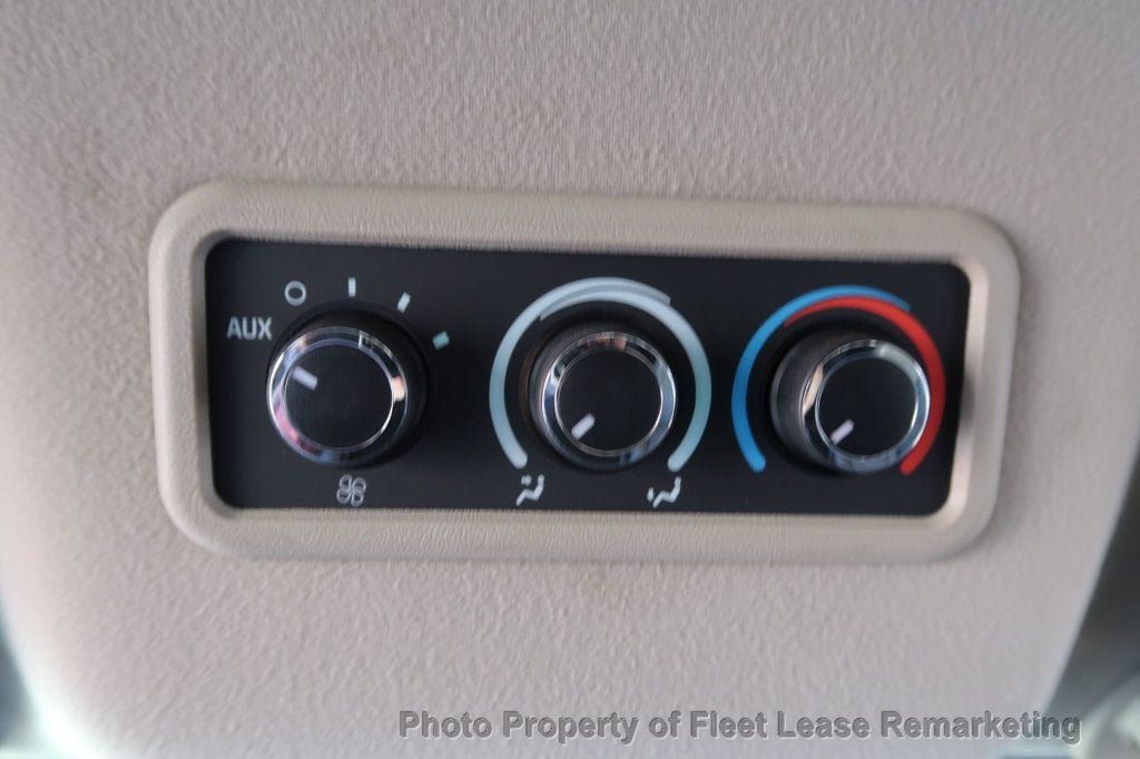 Used 2016 Chevrolet Express 3500 LT w/ LT Preferred Equipment Group RWD image 21