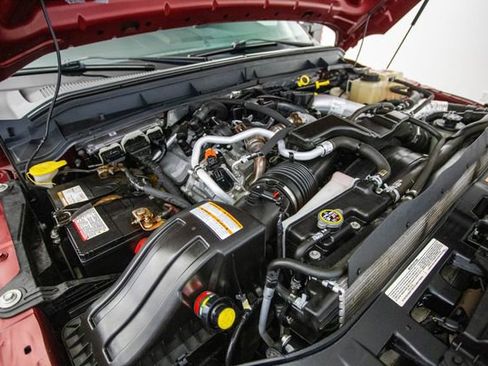 Used 2016 Ford F250 Platinum w/ FX4 Off-Road Package image 48