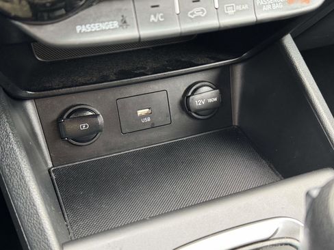 Used 2023 Hyundai Kona SEL image 12