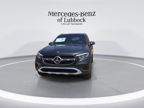 New 2025 Mercedes-Benz GLC 300 image 3