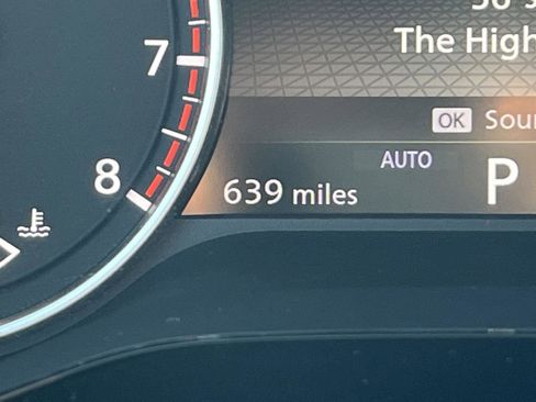 Used 2025 Nissan Pathfinder SL w/ SL Premium Package image 25